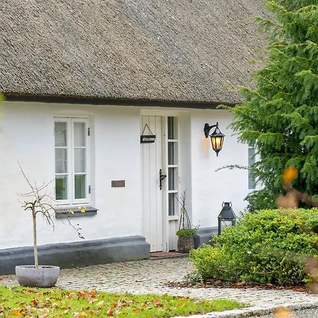 Holiday home Jolanda By Interhome *